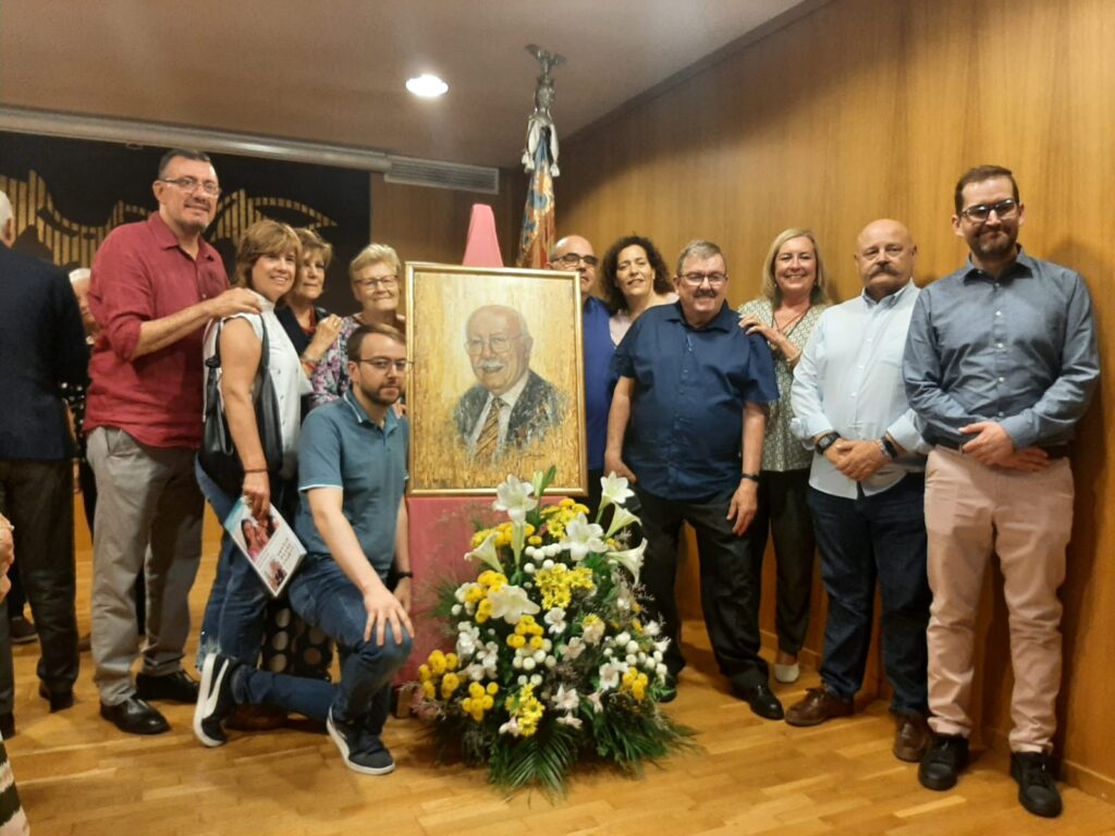 Assistents a l'homenage a Anfós Ramon en Lo Rat Penat